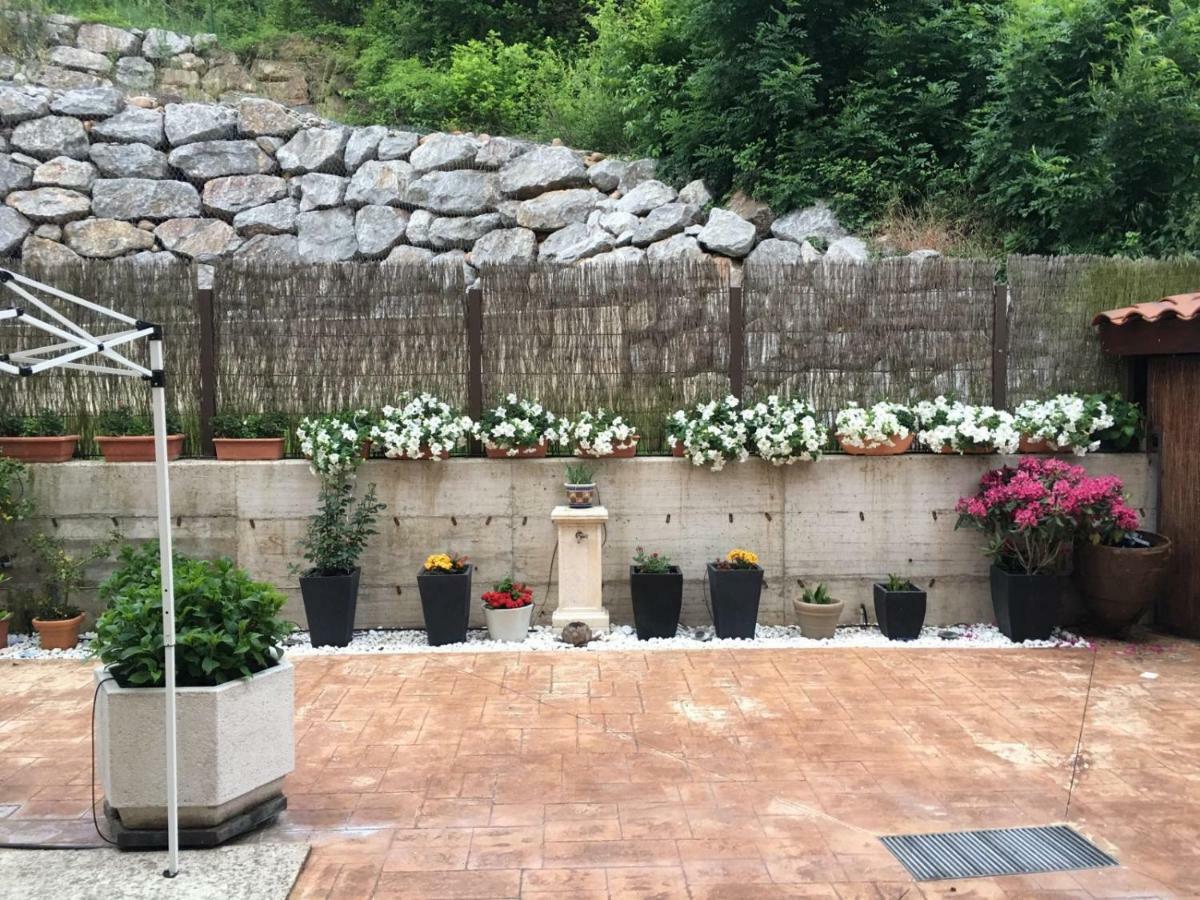 Apartamento Con Jardin Ezcaray Buitenkant foto